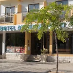 فندق Avenida