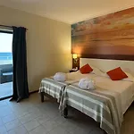 فندق Avenida 3*