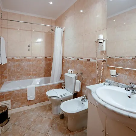 Avenida Hotell Portimão