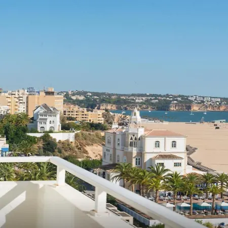 Hotel Avenida 3*