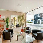 Avenida 3*